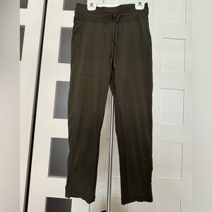 LULULEMON lightweight army green ankle-length joggers